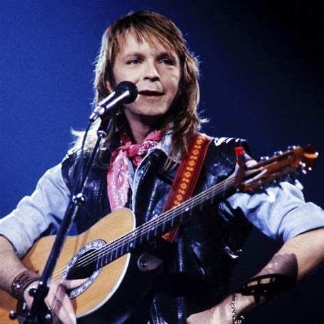 Renaud : un artiste engagé qui a marqué la chanson française.